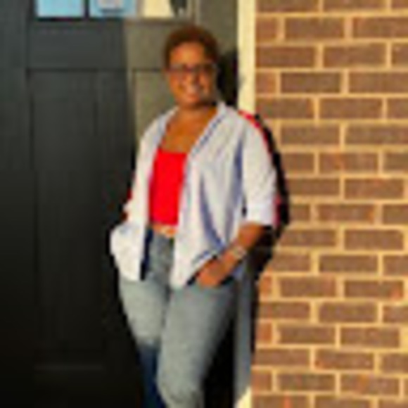 Meet your Posher, Shiko - Picture 1 of 1